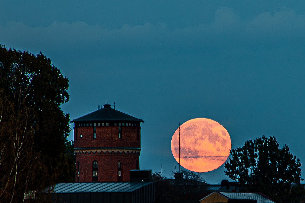 Fullmåne Karlstad